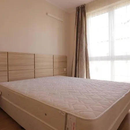 Anastasia Palace 1bedroom Apart Fr Апартамент