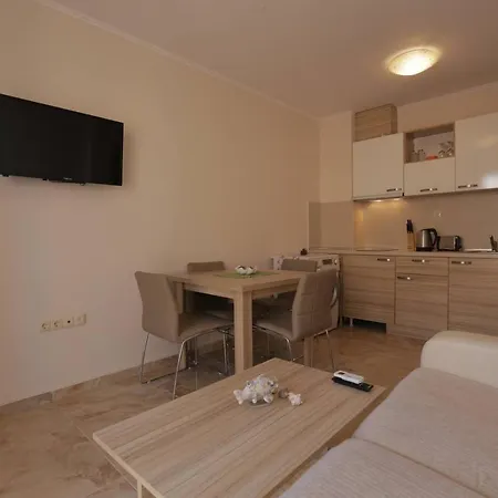Апартамент Anastasia Palace 1bedroom Apart Fr