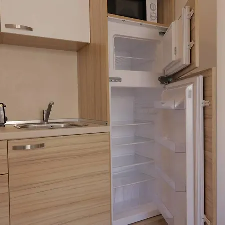 Anastasia Palace 1bedroom Apart Fr Апартамент
